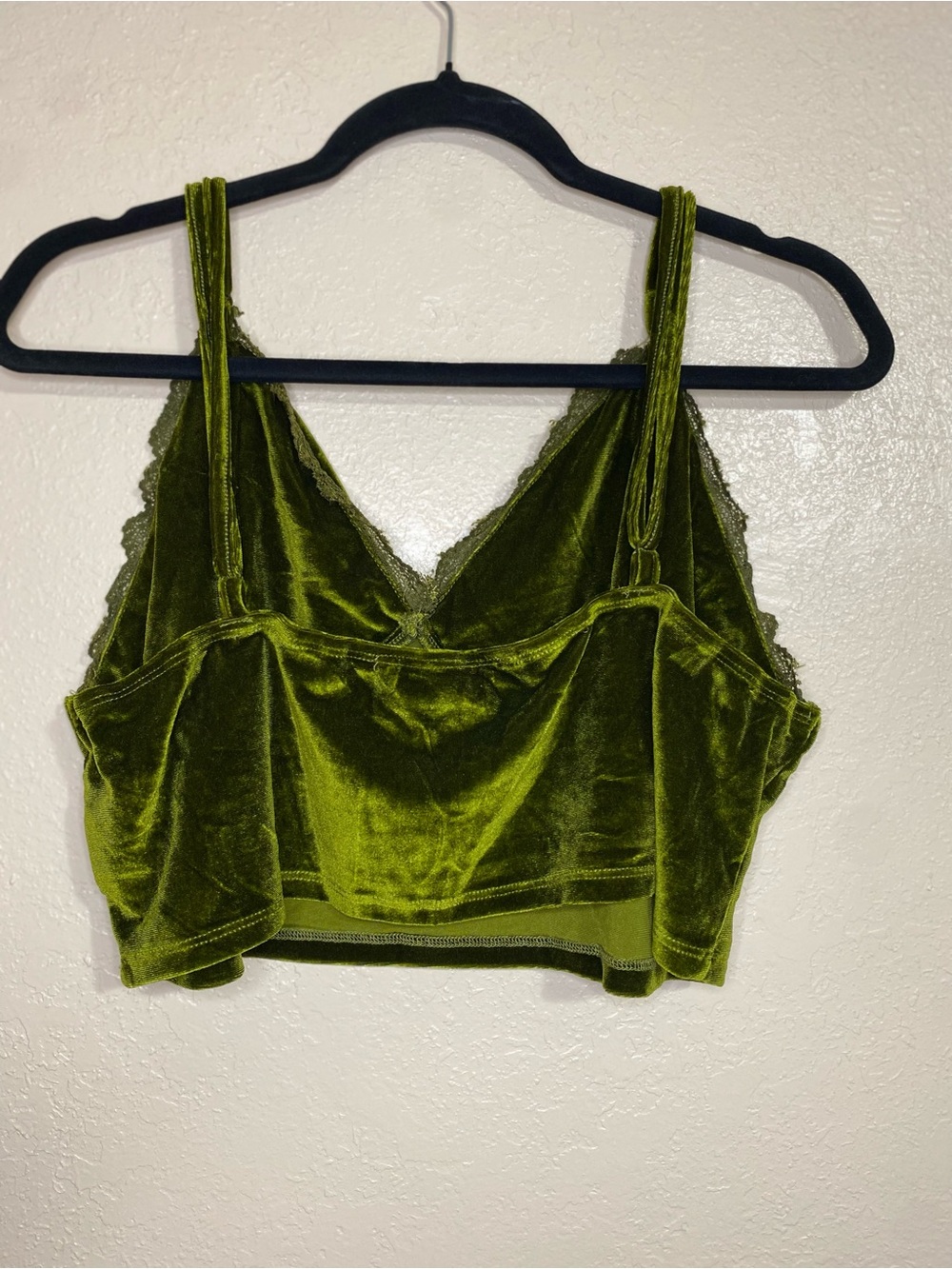 SHEIN Olive Green Velvet Lace-Trim Crop Cami - Picture 3 of 3